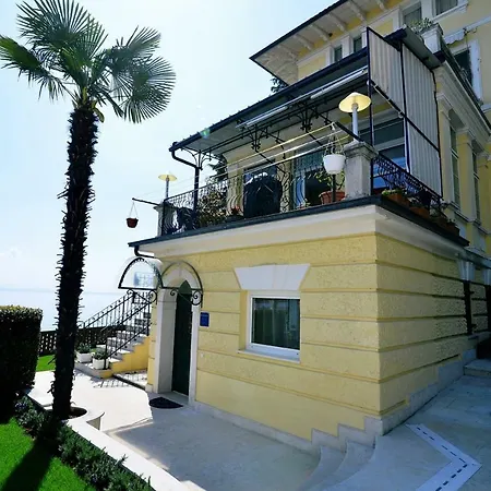 Luxury Mare Apartman Lovran